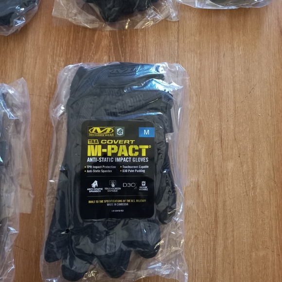 Mechanix wear covert m pact gloves - Picture 3 of 4